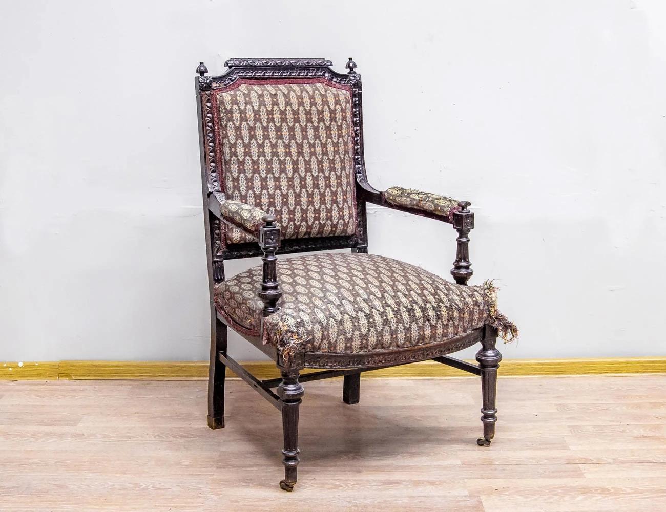 Реставрация антикварного кресла 19 века