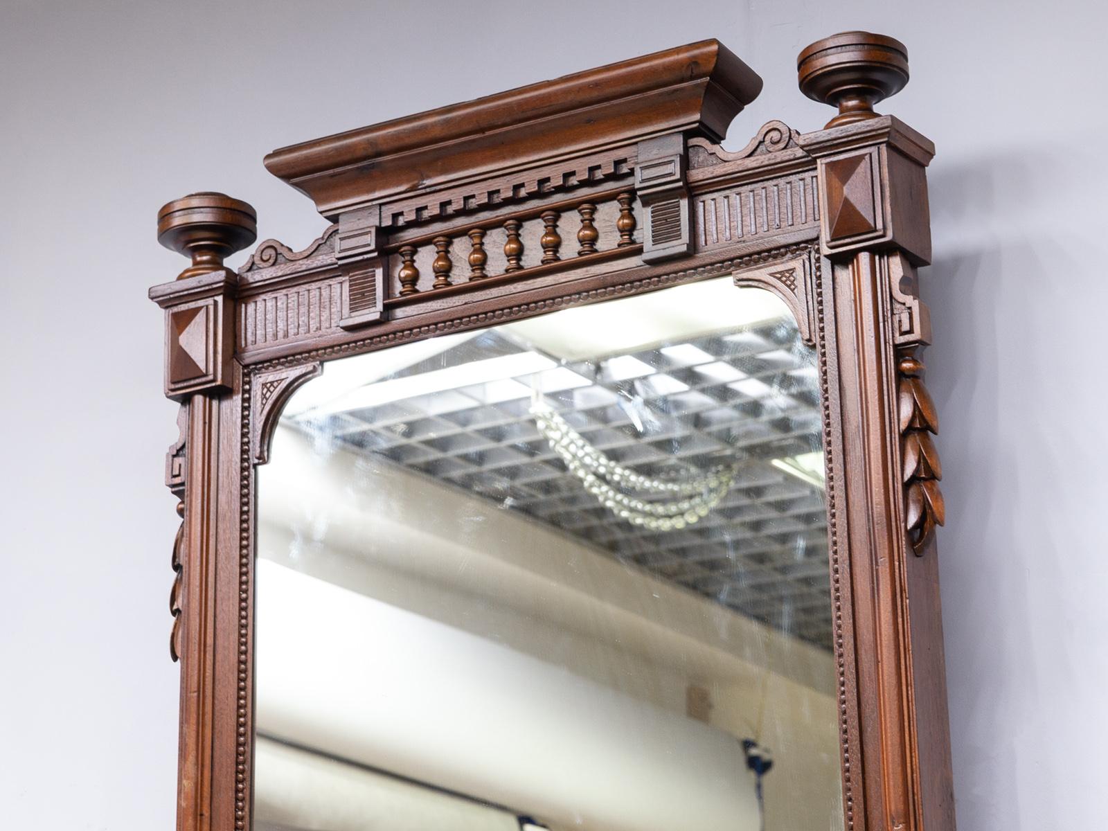 Реставрация антикварного простеночного зеркала