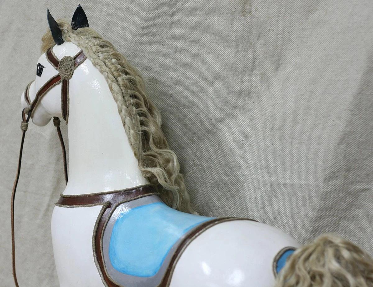 Реставрация старинной игрушечной лошадки